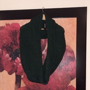 HUGE OVERSIZED Elegant Dark Green Knit ETERNITY Scarf